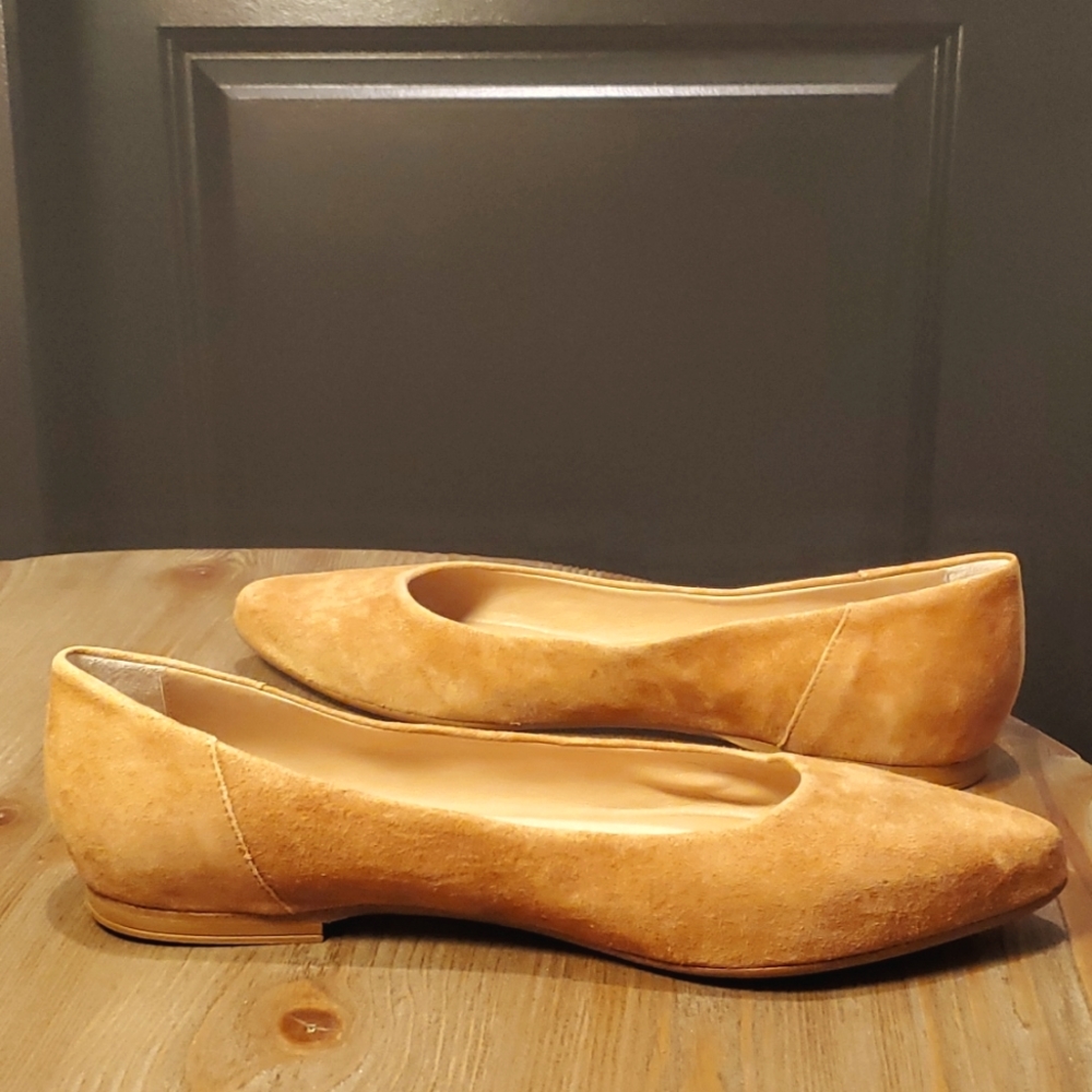 Coach and Four Juliette TT Suede Skimmer 8.5 Medium Cognac